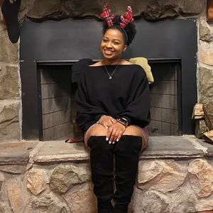 Meet your Posher, Sierra